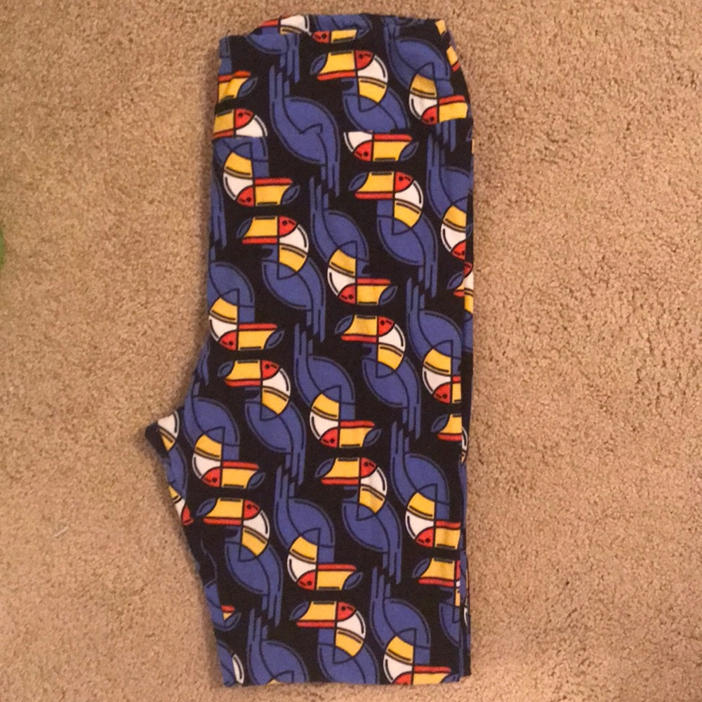 Tall & Curvy Buttery Soft Toucan Bird Leggings